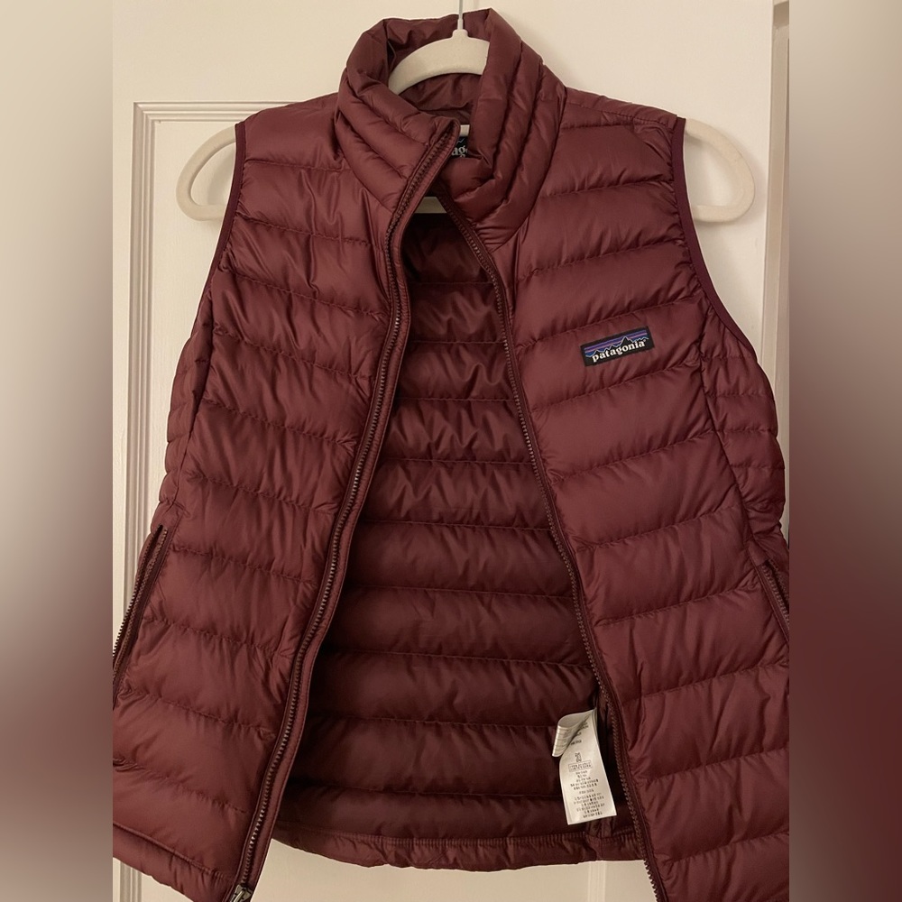 Patagonia Down Vest - Burgundy